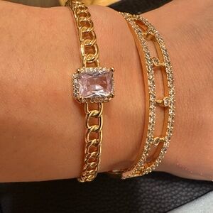 Elegantes conjunto de pulceras, con piedrería de circonia (oro laminado 18k)